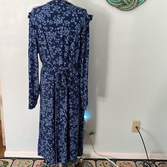 Draper James Blue Floral Wrap Around Dress size XXLarge - Picture 2 of 8